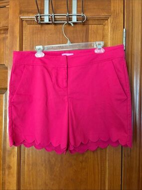 Isaac Mizrahi Hot Pink Scalloped Hem High Waist Shorts